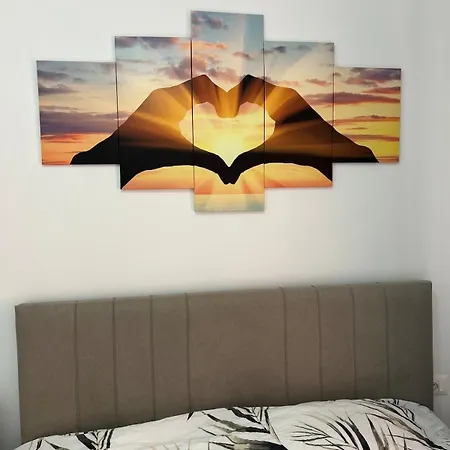 Apartment Quiet Near Downtown Tirana